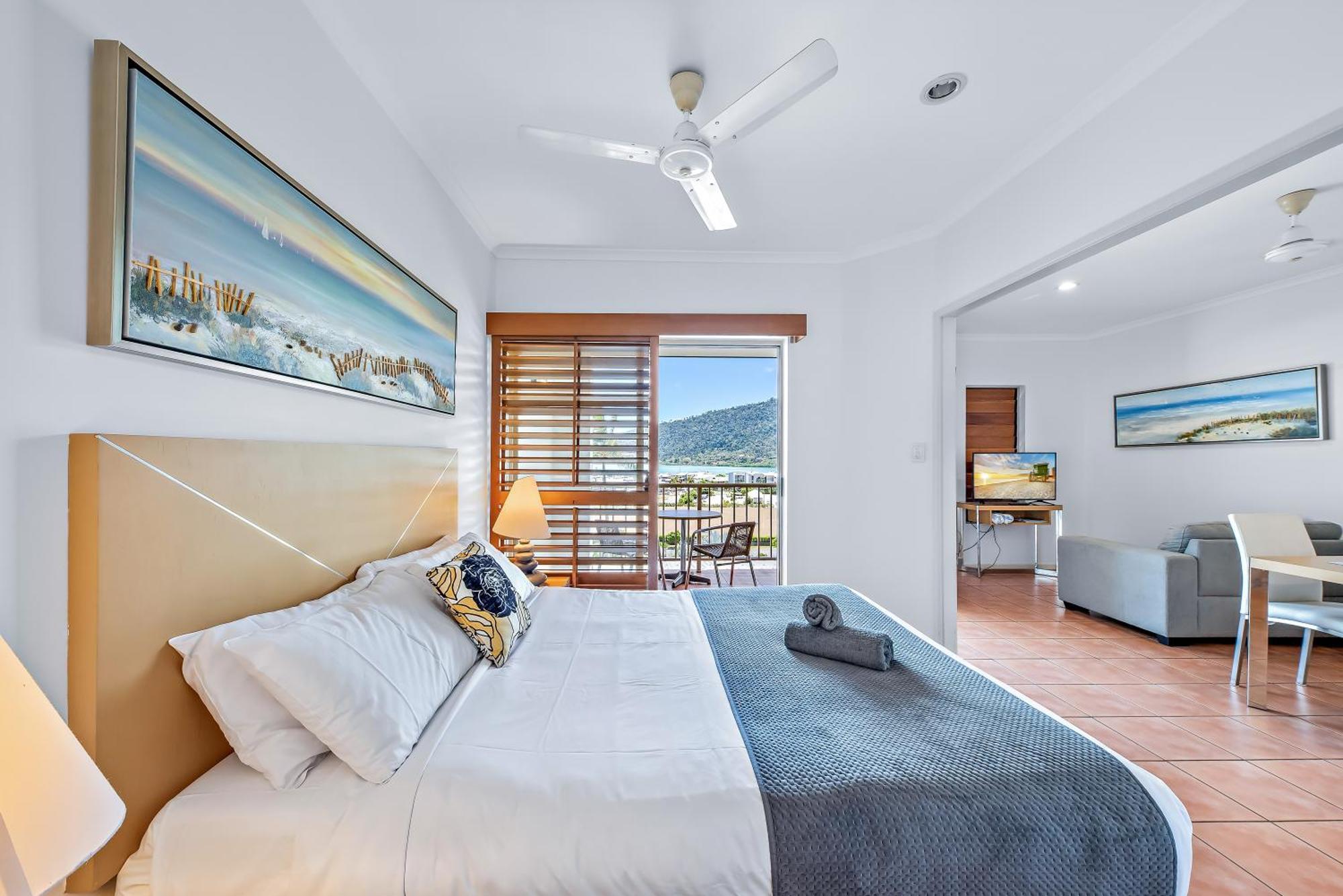 Spa Haven 17B Ocean View Airlie Beach Exterior photo